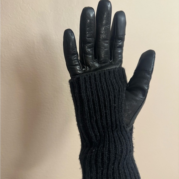 [SOLD] 100% Goat Leather All Saints Gloves - Picture 2 of 5